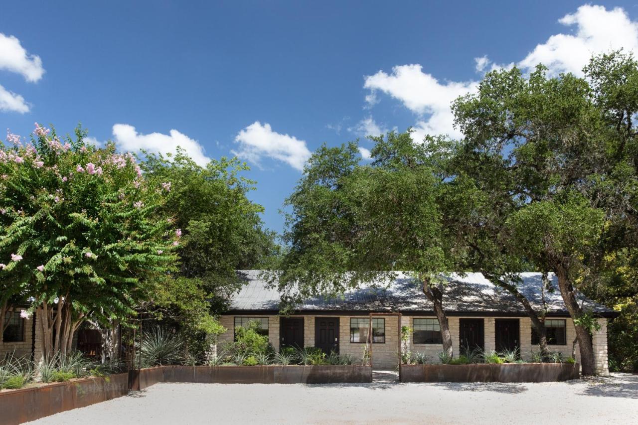 Wimberley Inn & Bar Exterior photo