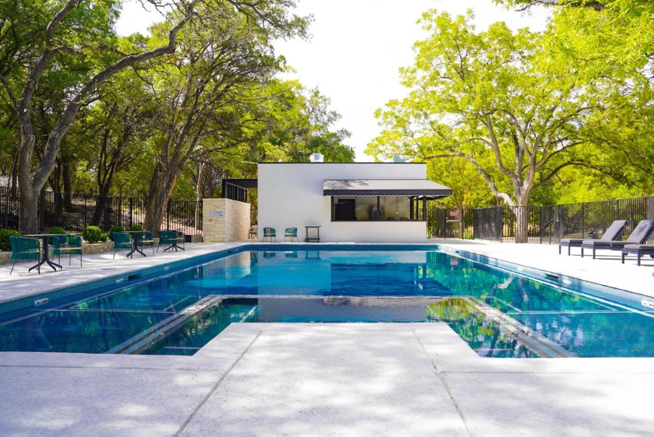 Wimberley Inn & Bar Exterior photo